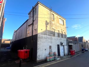 Photo 1- click for photo gallery